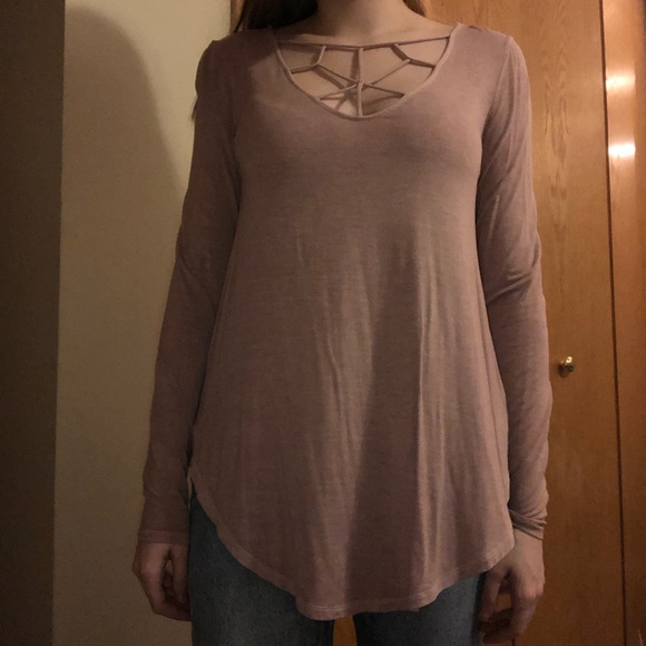 American Eagle Blush Long Sleeve - Picture 2 of 4